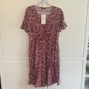 Bloomchic size us 14-16 Burgundy Floral V-Neck Ruffle Sleeve Dress